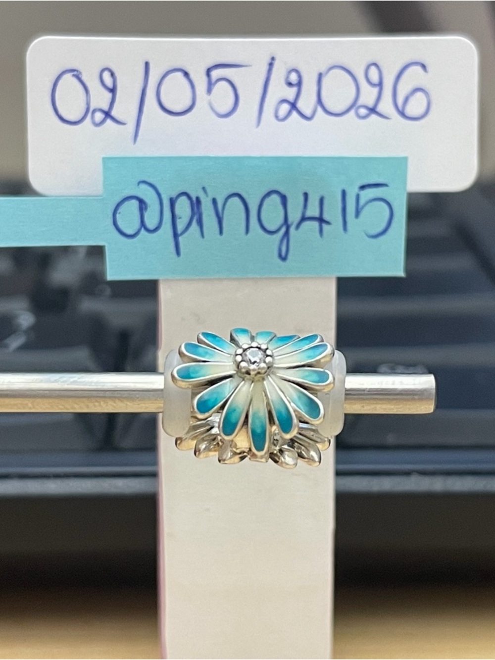 Pandora Blue Green Daisy Flower Charm - Picture 2 of 16
